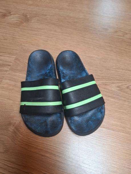 Halilovky+ slapky vel 33, nike,33