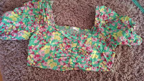 Crop-top kvetinkový, sinsay,xl
