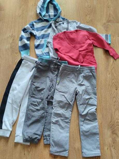 Balík oblečenia, 104–116