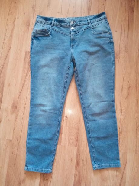 Slim dzinsy , elasticke, c.44, gina,44