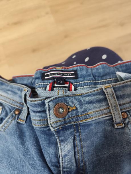 Džínsy, tommy hilfiger,140