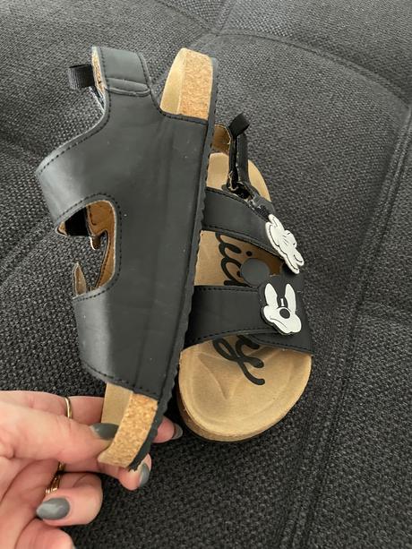 Mickey sandale, h&m,32