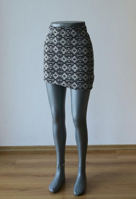 Štýlová puzdrová sukňa s geometrickým vzorom, new look,s