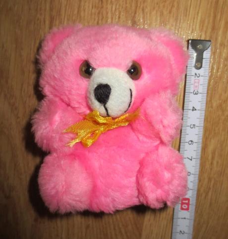 Malý ružový medvedík, 
