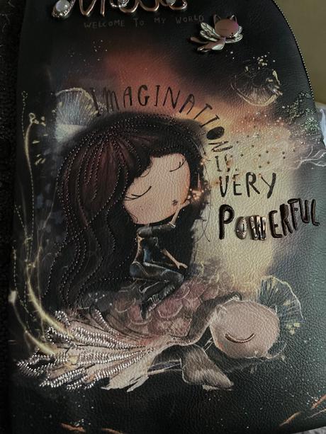 Anekke batoh, anekke