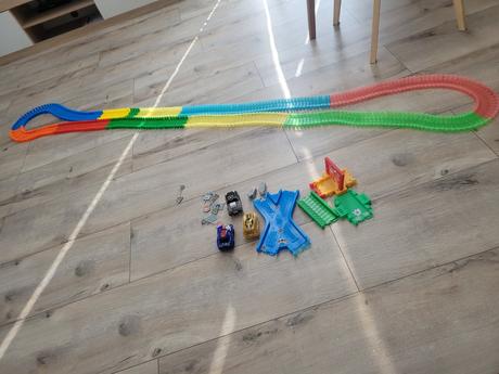 5 m dráha s 3 autíčkami, 