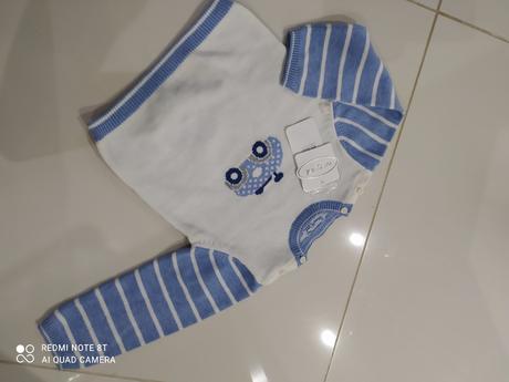 Značkové oblečenie, rozne velkosti,dlhe s visackam,