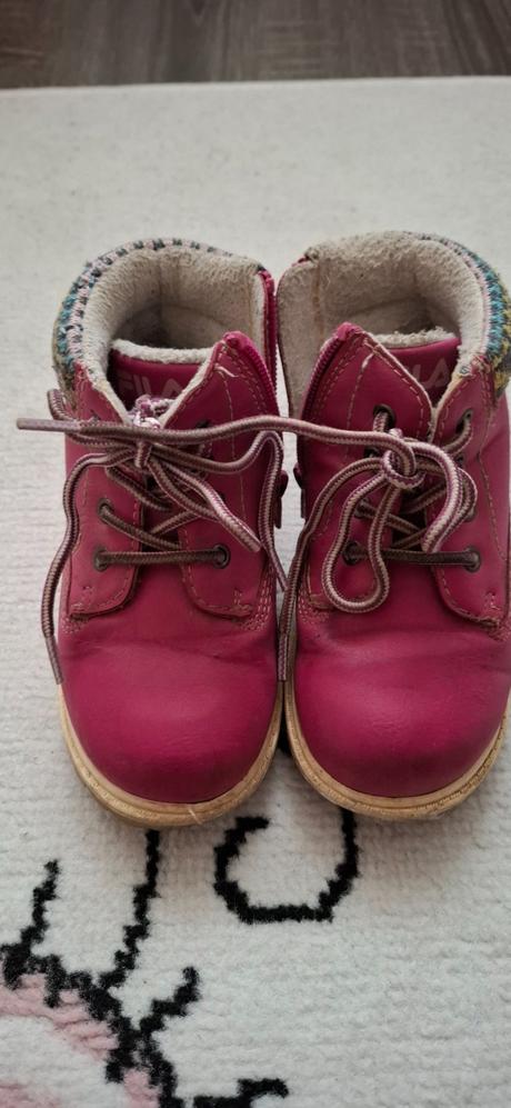 Dievcenske topanky fila, fila,24