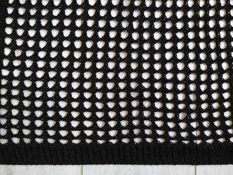 Háčkovaný prehoz na plavky uni,