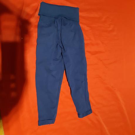 Dievčenské nohavice, 104