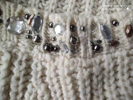 Pulóver s korálkami zn. zara veľ. m, zara,m