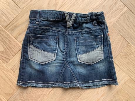 Next suknička, next,110