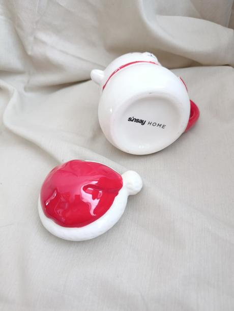 Vianočný hrnček s pokrievkou, 