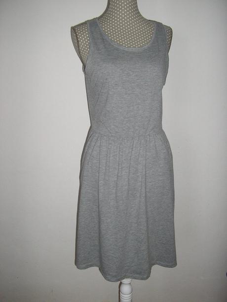 1542. h&m sivé šaty, h&m,m