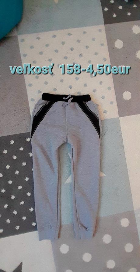 Moderné tepláky, takko,158