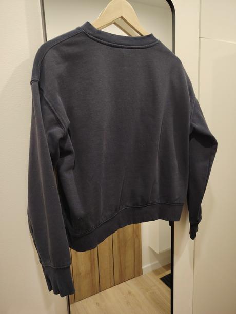 Tmavo modrá mikina h&m so žltým nápisom, h&m,xs