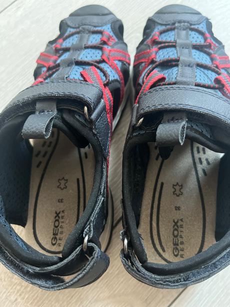Detske sandale, prezuvky do skoly, geox,33