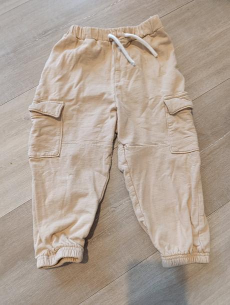 H&m tepláky, h&m,92