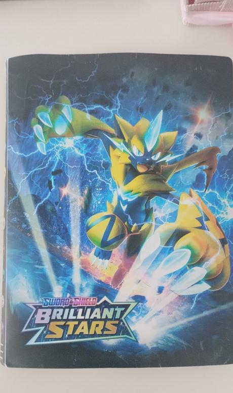 Predám pokémon karty, 