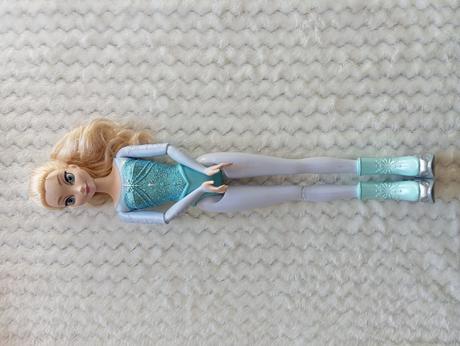Barbie mattel elsa na korčuliach 2, 