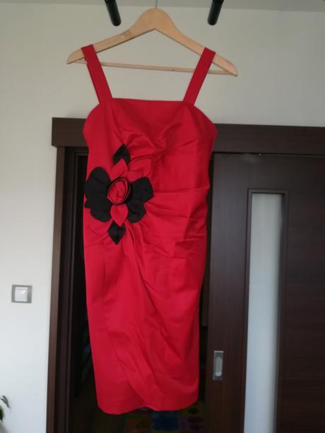 Elegantné šaty, 38