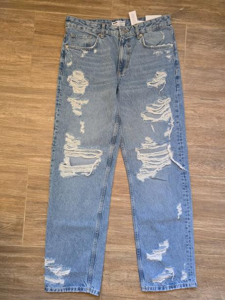 Rifle č.38  loose straight, bershka,38