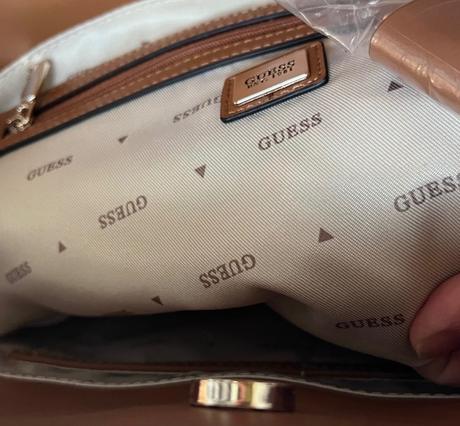 Nová kabelka guess s dustbagom a visačkou, guess