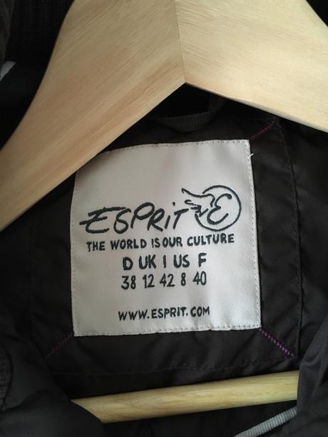 Zimna bunda, esprit,38
