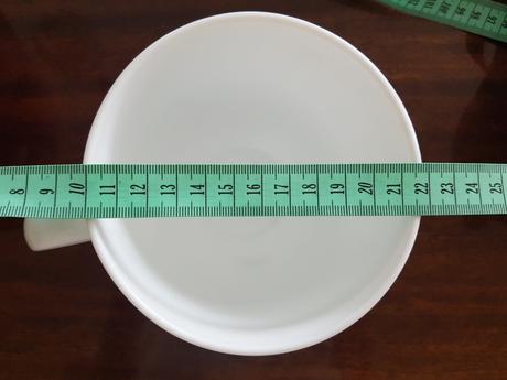 Velka salka - cca 1/2 l,