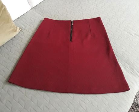 Predám peknú dámsku mini sukňu, "m", reserved,38