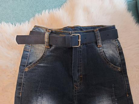 Frajerské rifle s opaskom, 98