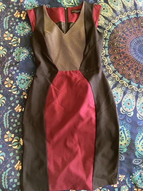 Zaujímavé šaty, dorothy perkins,36