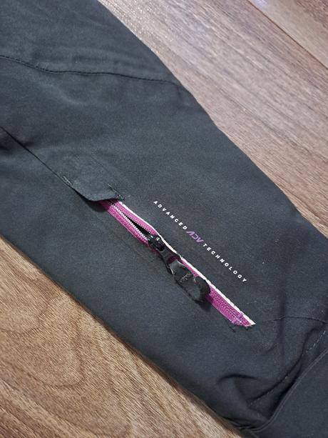 Kvalitná lyžiarska bunda everest, 128