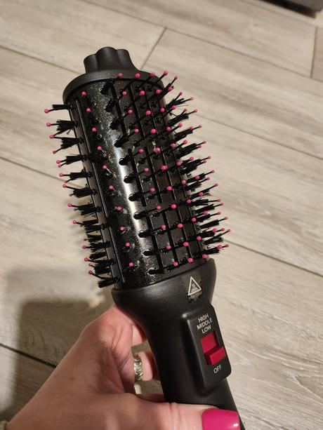Teplovzdušná kefa kipozi,