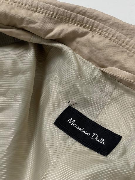 Elegantný béžový trenčkot značky massimo dutti, s