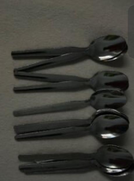 Šálky s podšálkou+ lyžičky, 