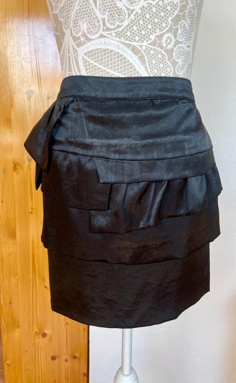 Čierna saténová sukňa, amisu, 40, amisu,l