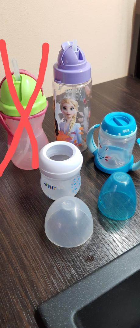 Flase, poháre, cumle, nuk