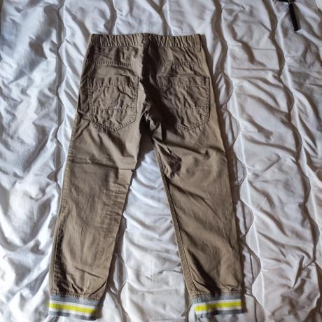 Nohavice benetton veľ 10/11r v páse na šnúrku, benetton,146