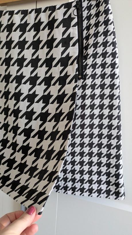 Čierno-biela pepito minisukňa m&s, marks & spencer,s