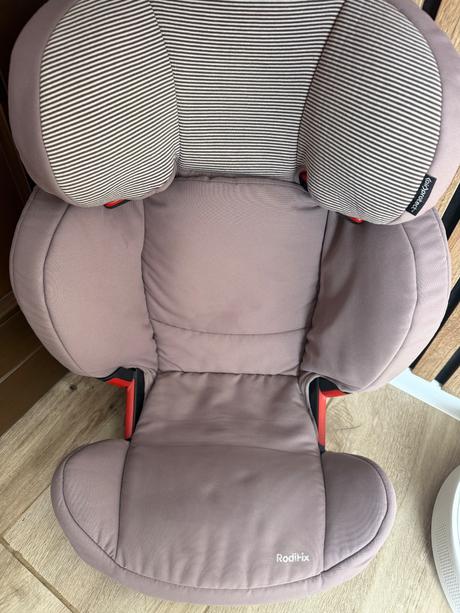 Auto sedacka, maxi cosi