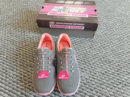 Nové botasky /poštovné v cene/, skechers,38