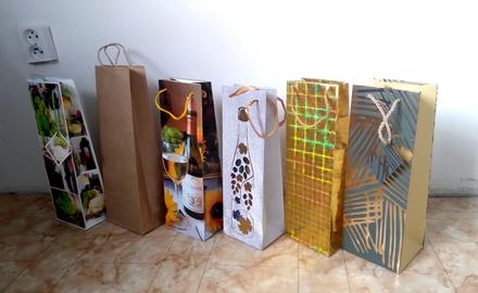 Darčeková taška ako nová fľaša víno alkohol,