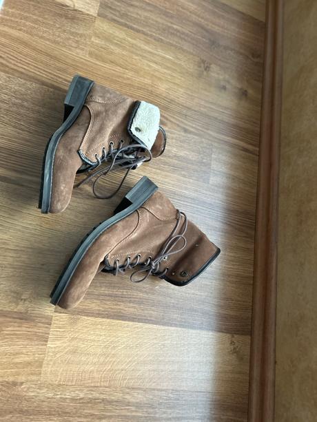 Kvalitne kožené zateplené topánky eram, ecco,39