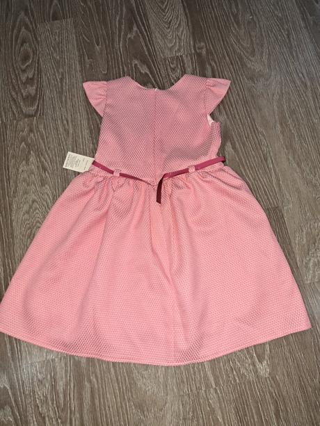 Dievčenské šaty, 116