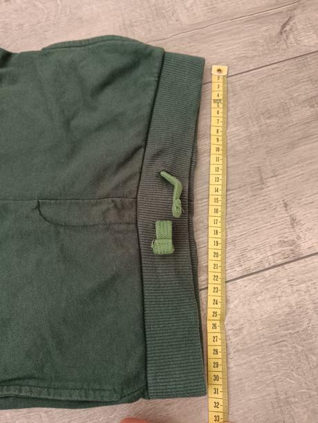 Tmavozelené kraťasy, pepco,128