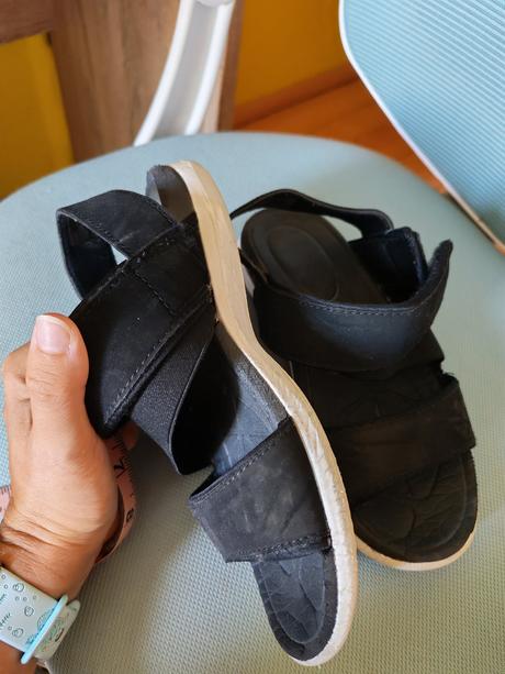 Ľahučké športové sandále, sinsay,38