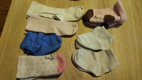 7x ponožky 17-19cca. cena spolu, 17