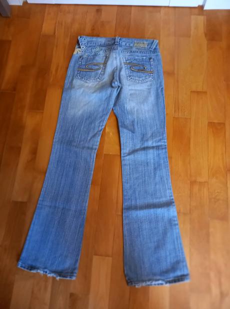 Bledomodré rifle vzorované, m