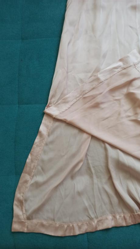 Dámske šaty, pleas,s